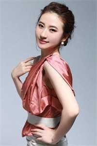 许她似明珠璀璨完整作品