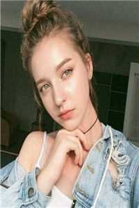 新婚闹剧后，我成了前未婚夫的娘热门